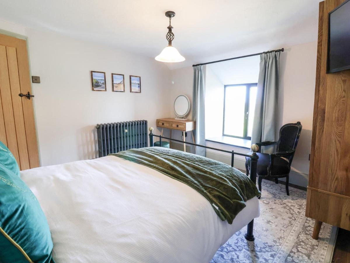 3 Penllan Cottages 홀리웰 외부 사진
