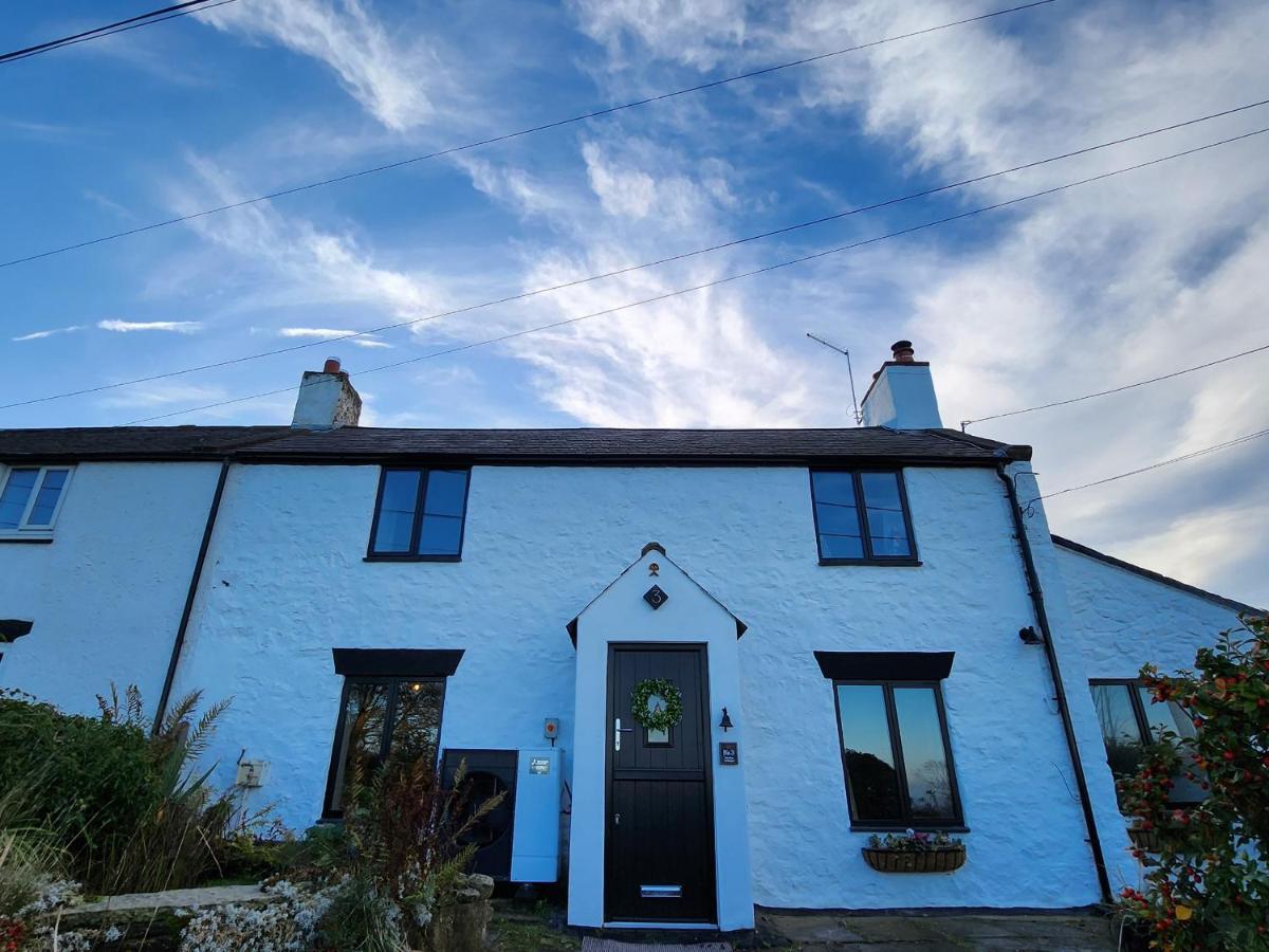 3 Penllan Cottages 홀리웰 외부 사진